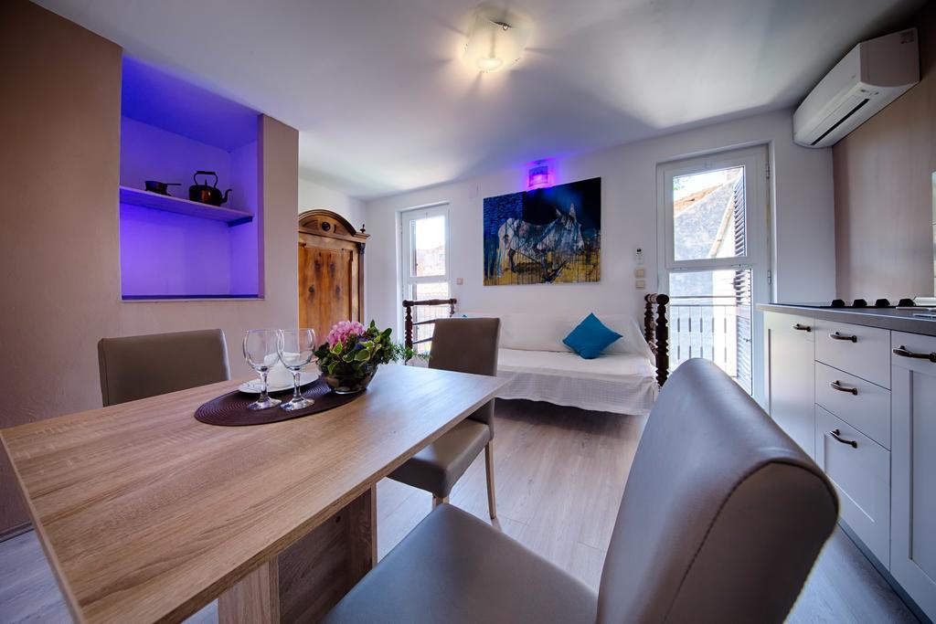 Apartments Villa Anka Komiža Dış mekan fotoğraf