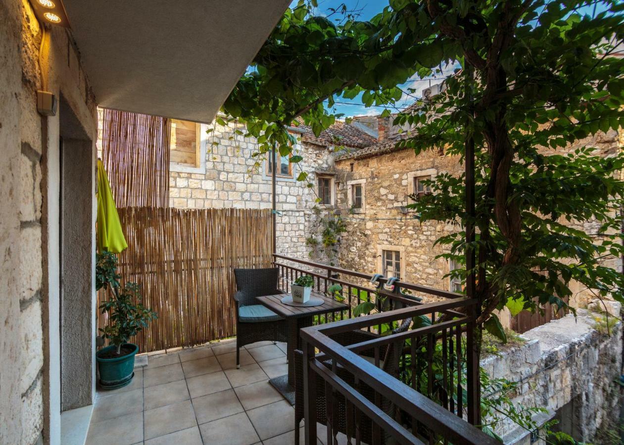 Apartments Villa Anka Komiža Dış mekan fotoğraf