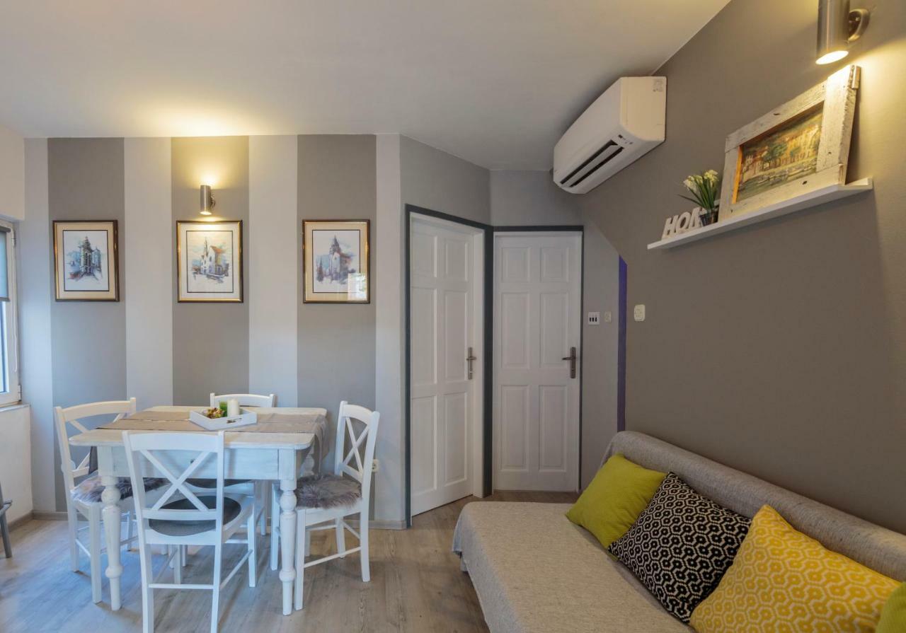 Apartments Villa Anka Komiža Dış mekan fotoğraf